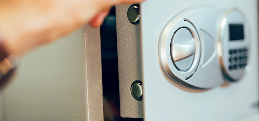 Fingerprint Safe Openers in Bay Point, CA
